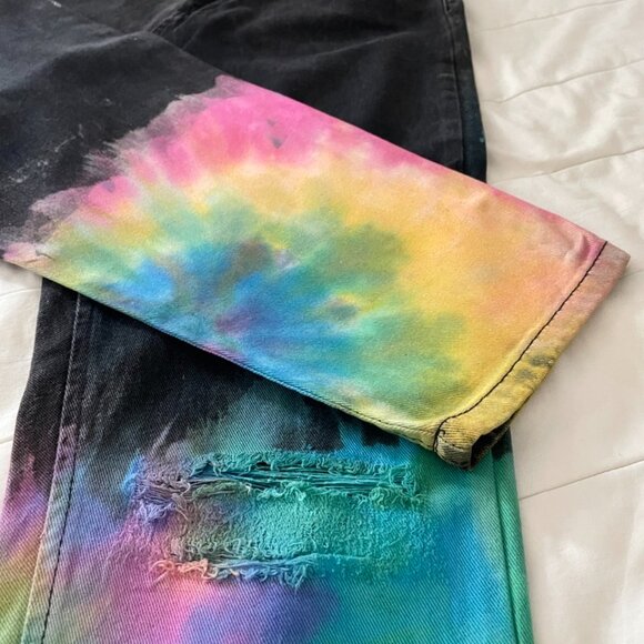 ✨ Split Spectrum Free Speech Jeanies – Size 30 ✨ - Picture 11 of 14